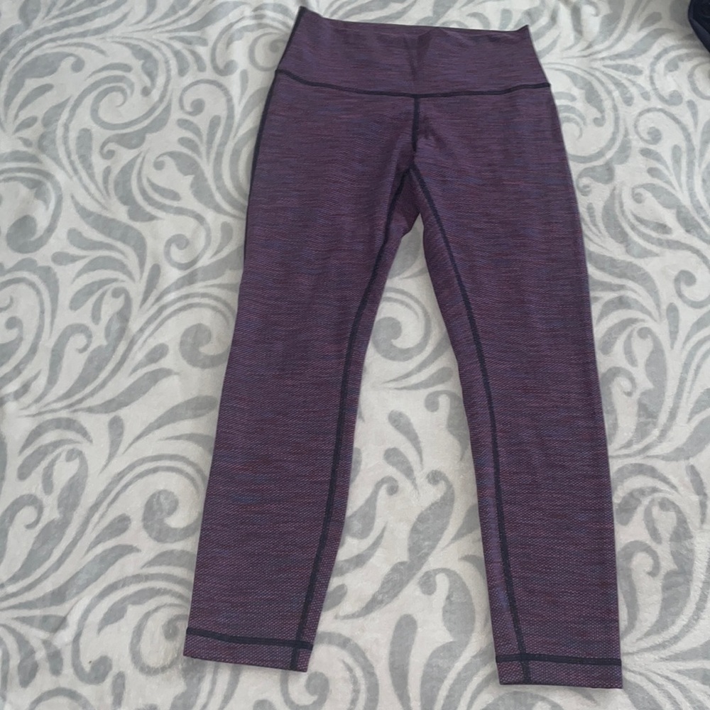 Lululemon leggings size 6